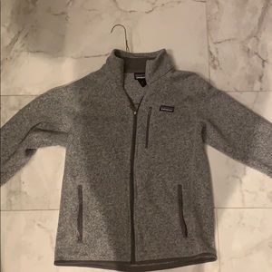 Patagonia men’s zip up. Gray heathered